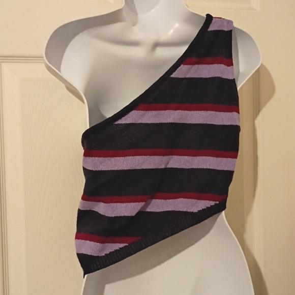 Renatta&go One Shoulder Striped Top - Picture 3 of 4